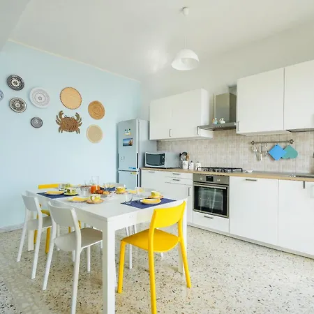 Guesthost - Mareluce Seaview Monopoli