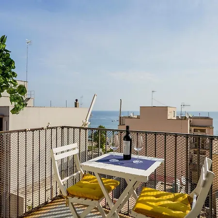 Guesthost - Mareluce Seaview Apartment *